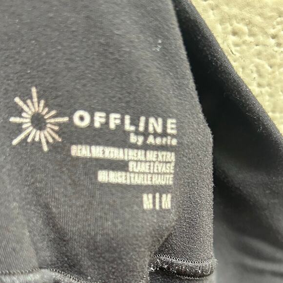 Aerie Offline Black Flare Leggings size M - Picture 3 of 8